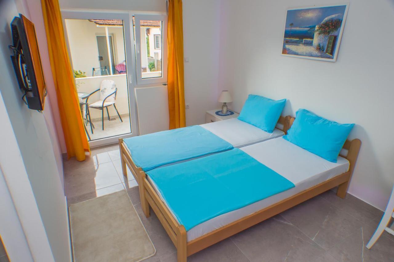 Apartments Kovac Tivat Exterior foto