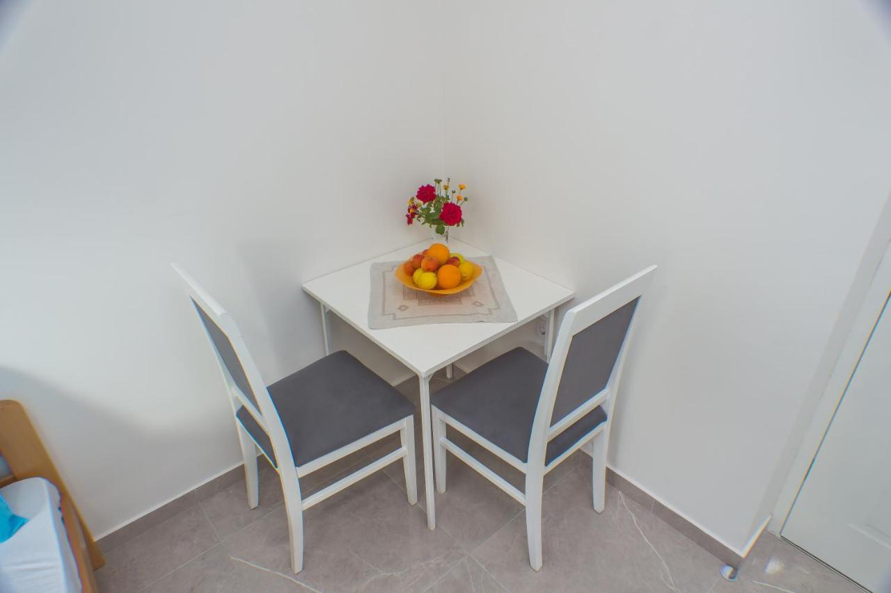 Apartments Kovac Tivat Exterior foto