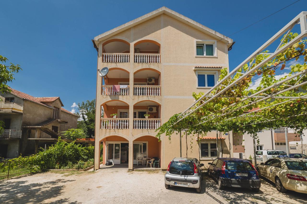 Apartments Kovac Tivat Exterior foto