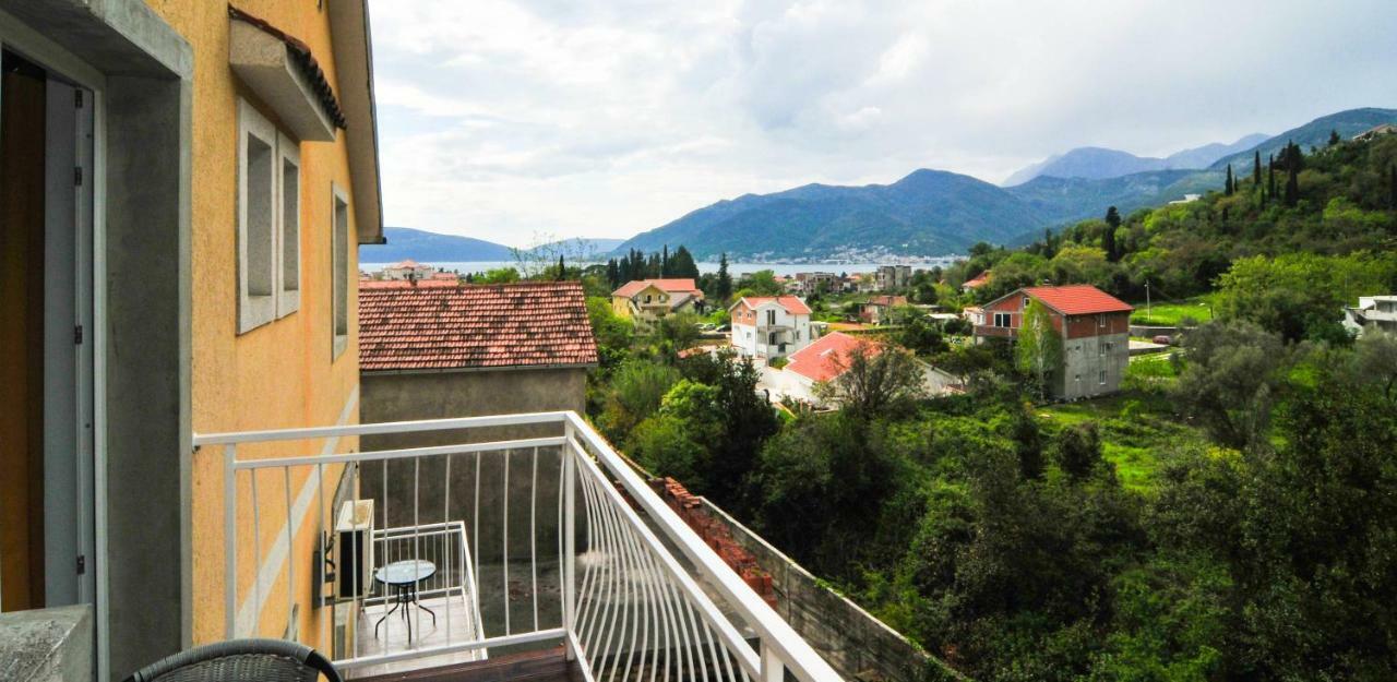 Apartments Kovac Tivat Exterior foto